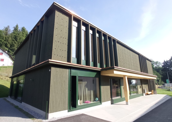 Doppelkindergarten mit Musikzentrum